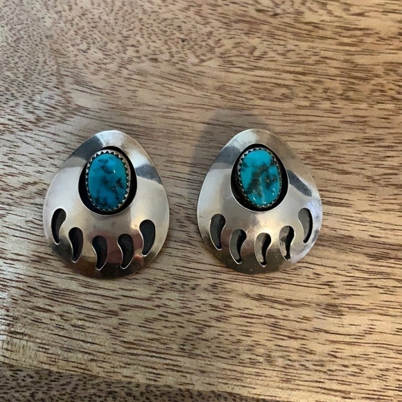 1980s Authentic Native American Navajo Turquoise/Silver Earrings - Picture 1 of 4